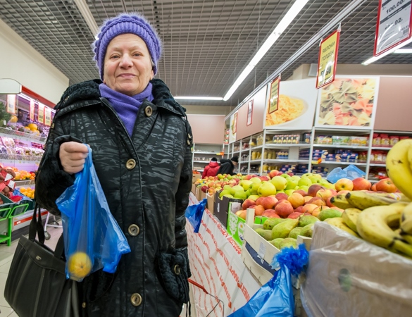 Пенсионеры экономят на еде