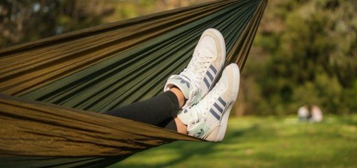 Кроссовки Adidas